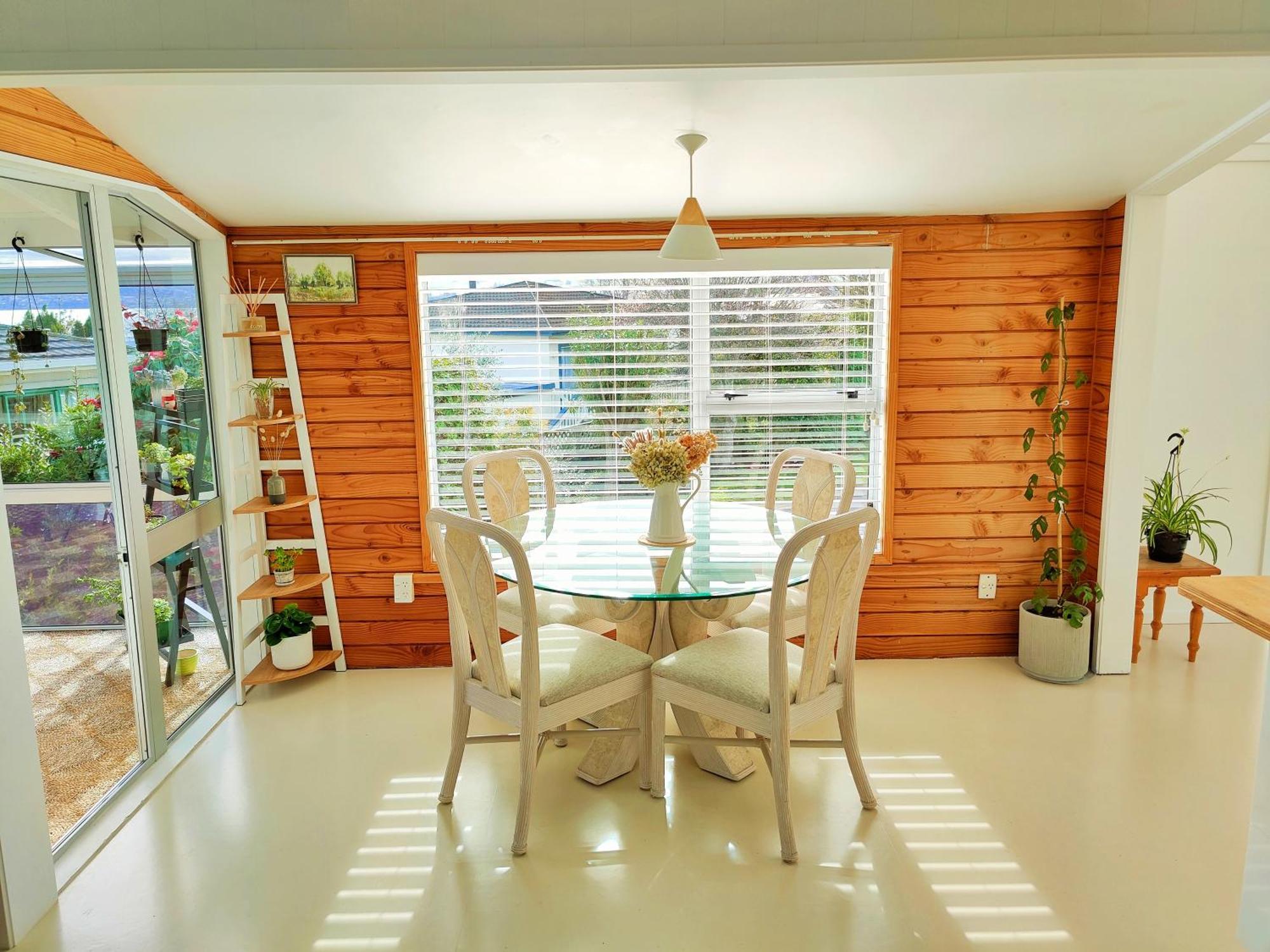 Delight In Birch-Lake View Holiday Home Taupo Dış mekan fotoğraf