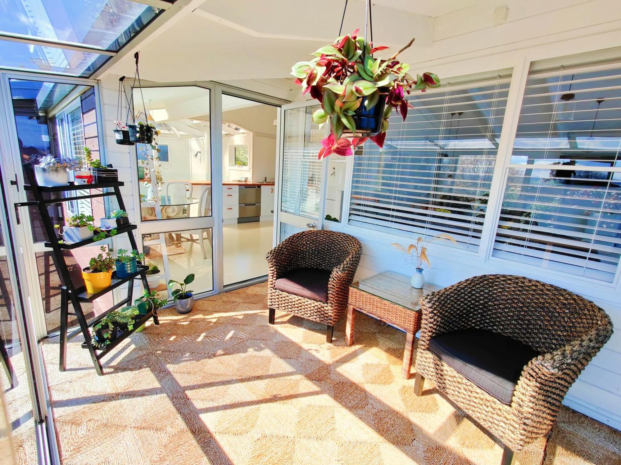 Delight In Birch-Lake View Holiday Home Taupo Dış mekan fotoğraf