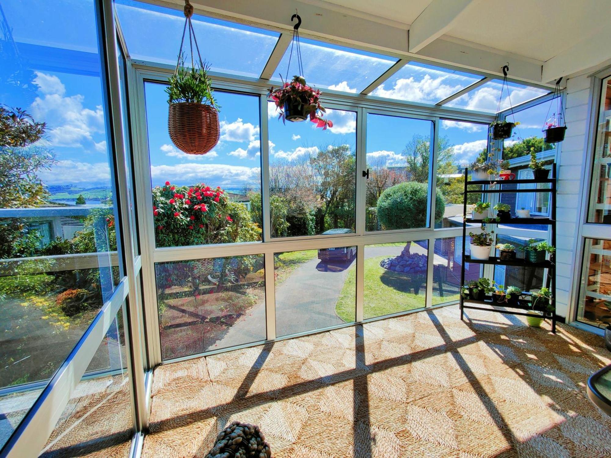 Delight In Birch-Lake View Holiday Home Taupo Dış mekan fotoğraf
