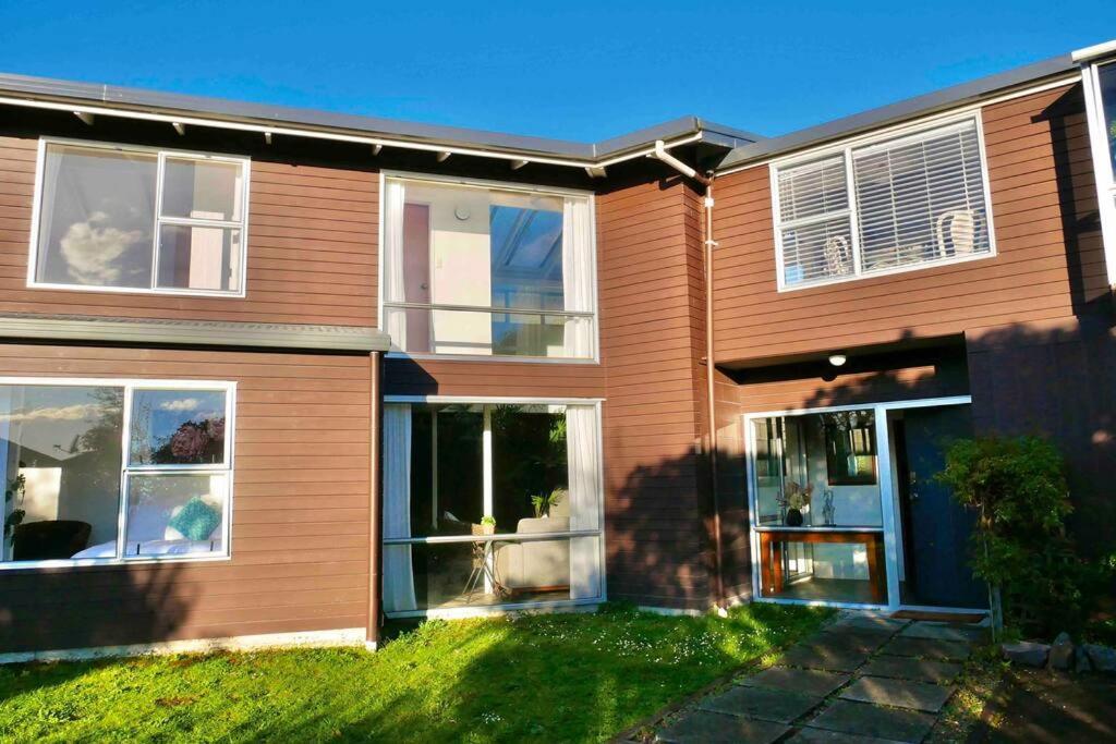 Delight In Birch-Lake View Holiday Home Taupo Dış mekan fotoğraf
